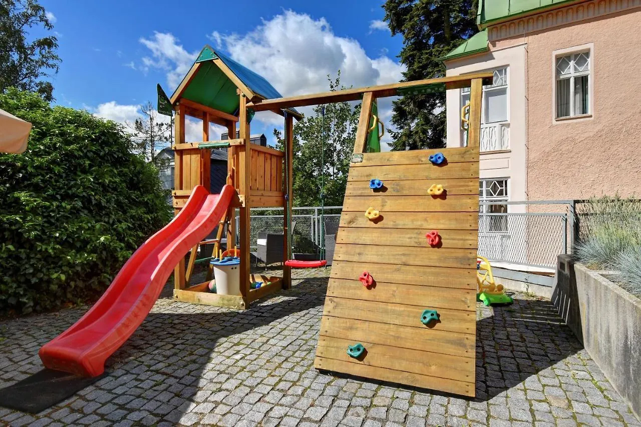 Hotel La Passionaria Marianske Lazne 3*,